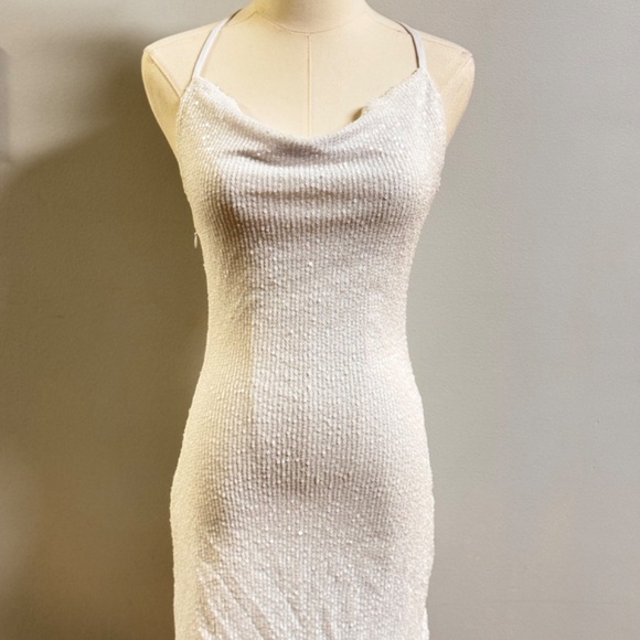 Sequin Glitter Sleeveless Bodycon Mini Dress new without tag - Picture 2 of 4